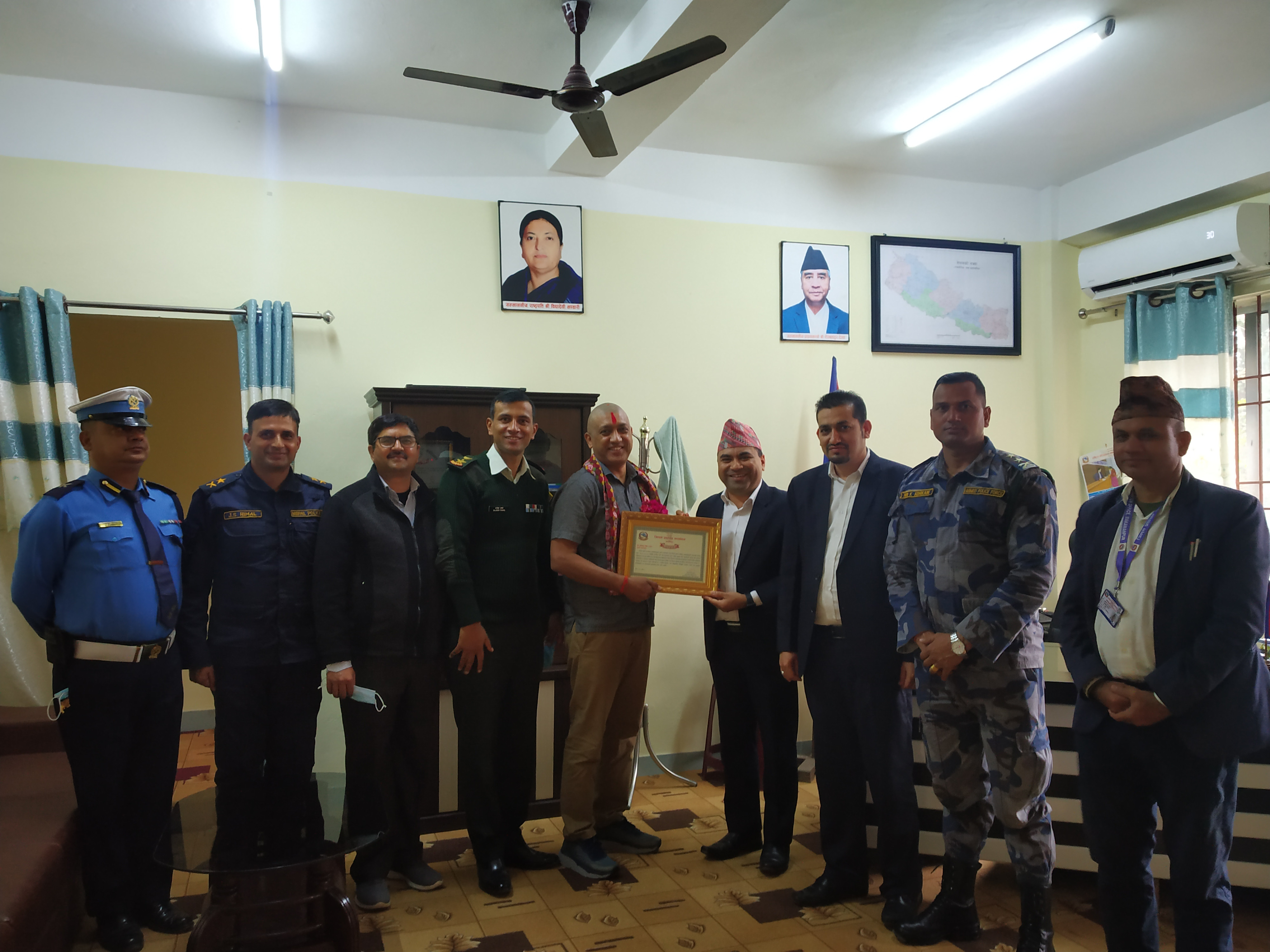 प्रहरी उपरीक्षक श्री सोमेन्द्र सिंह राठौरको विदाई कार्यक्रम ।